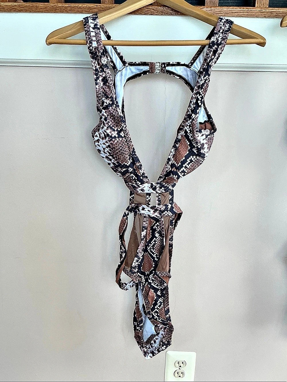 MATTE COLLECTION Swim Animal Print One Piece Swimsuit